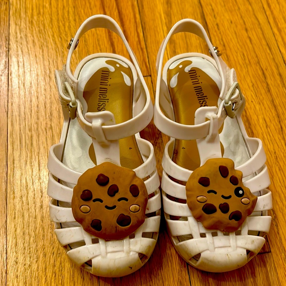 Mini Melissa girls sandals size 9